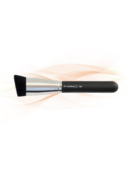 MAC 196 Slanted Flat Top Foundation Brush Fırça